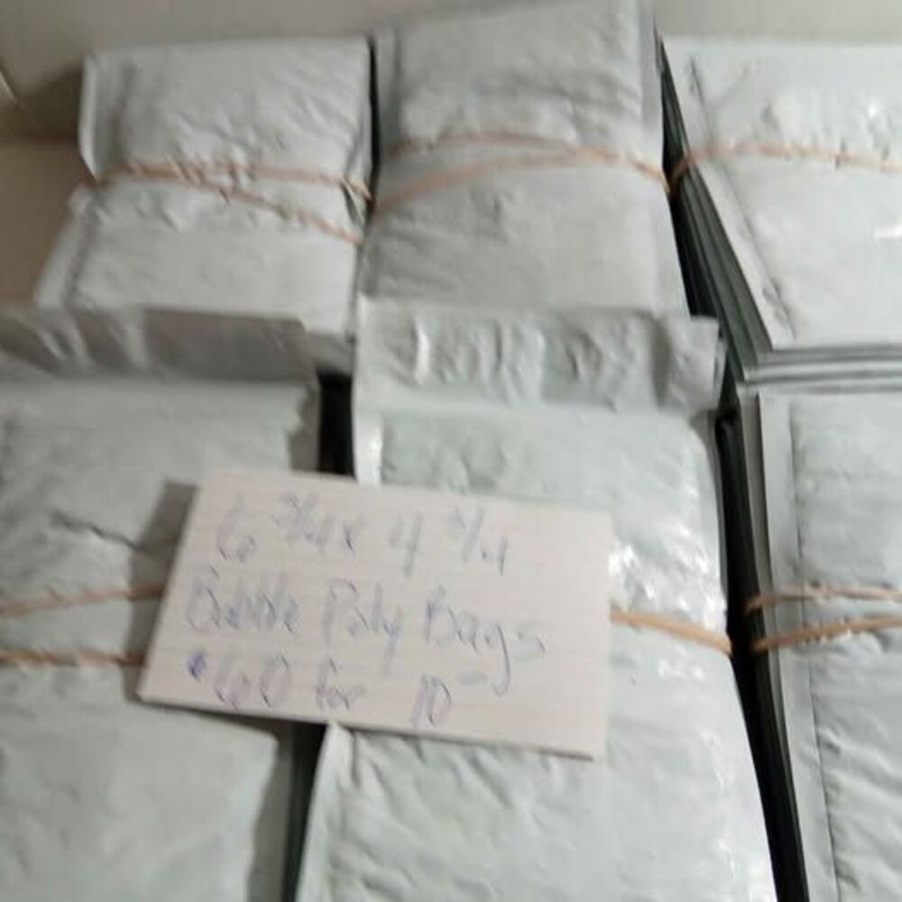 Bubble Poly Bags. 100 ct